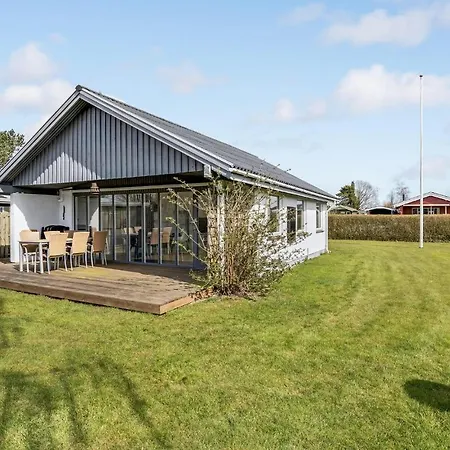 Vakantiehuis Beautiful In With Wifi